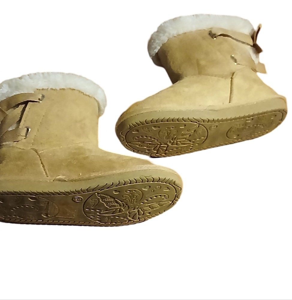 Toddler Girl's tan Winter Boots Size 13 🔥 5$ if you get bundle 🔥 - Picture 4 of 5